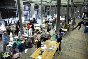 Online Registrierung unter:
 
  www.akbild.ac.at/zulassung
 
 von 01. bis 21.02.2020